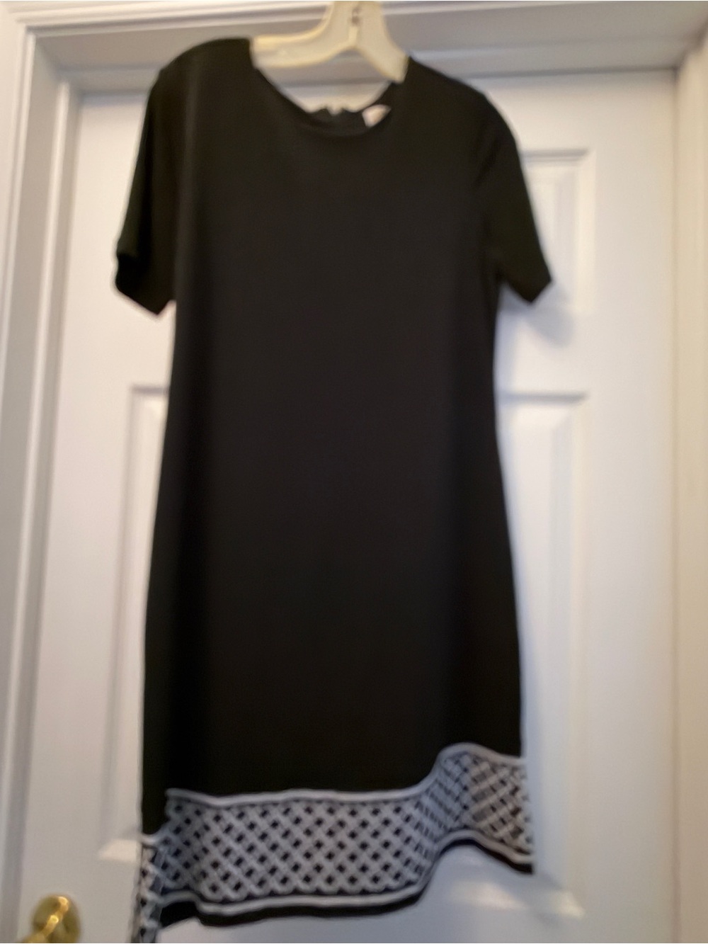 Michael Michael Kors Black Short-Sleeve Shift Dress with Contrast Hem